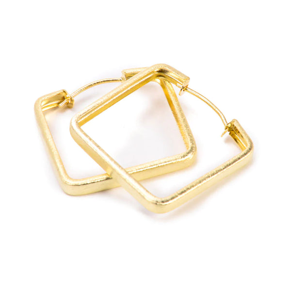 Sheila Fajl Laila Hoops